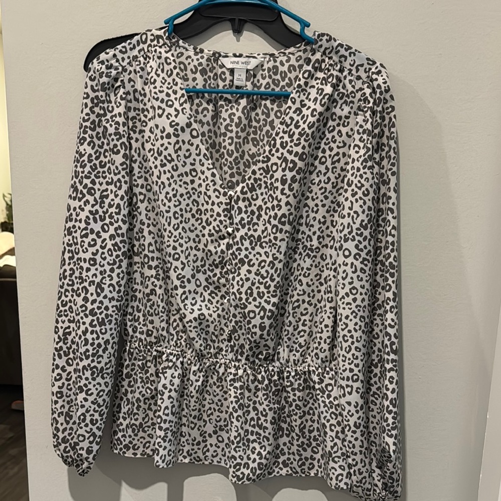 Leopard Print Long Sleeve Blouse